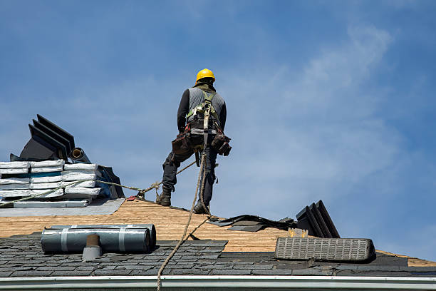Professional Roofing technician working in Crystal Lake, CT